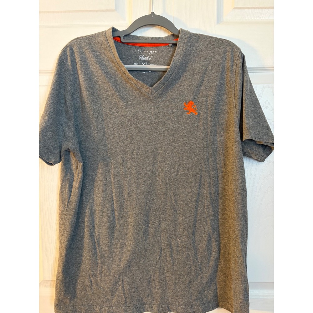 Cactus Man Ricky Singh Gray Sueded V-Neck T-Shirt Orange Lion Logo Mens XL